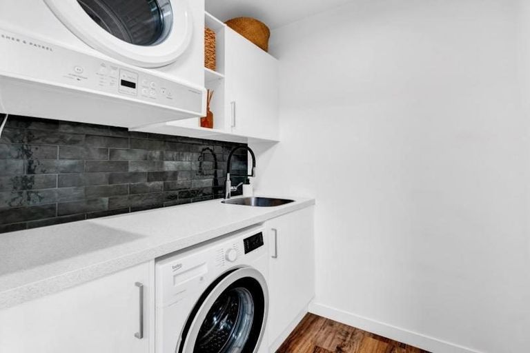 Photo of property in 133/2 Wairau Road, Oakura, 4374