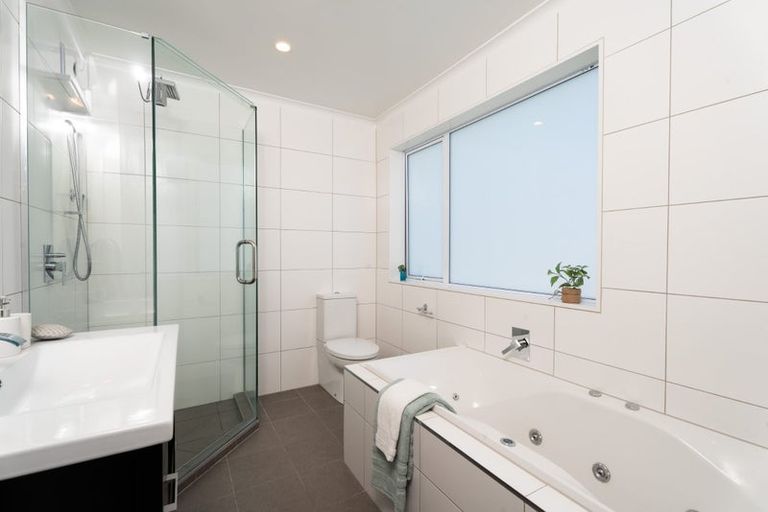 Photo of property in 64 Woodridge Drive, Woodridge, Wellington, 6037