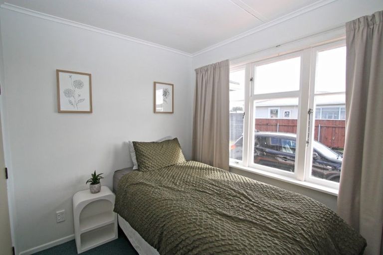 Photo of property in 10 Trafalgar Street, Westown, New Plymouth, 4310