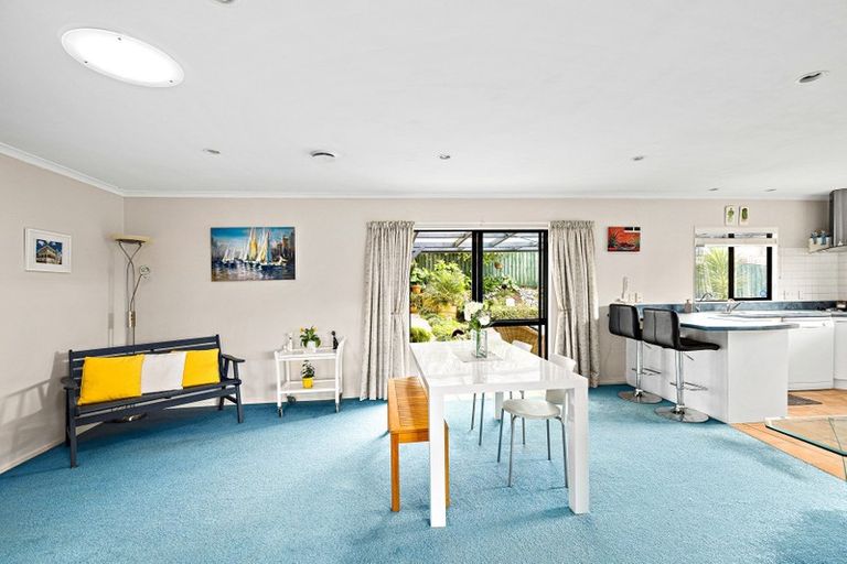 Photo of property in 27 Donald Street, Stanmore Bay, Whangaparaoa, 0932