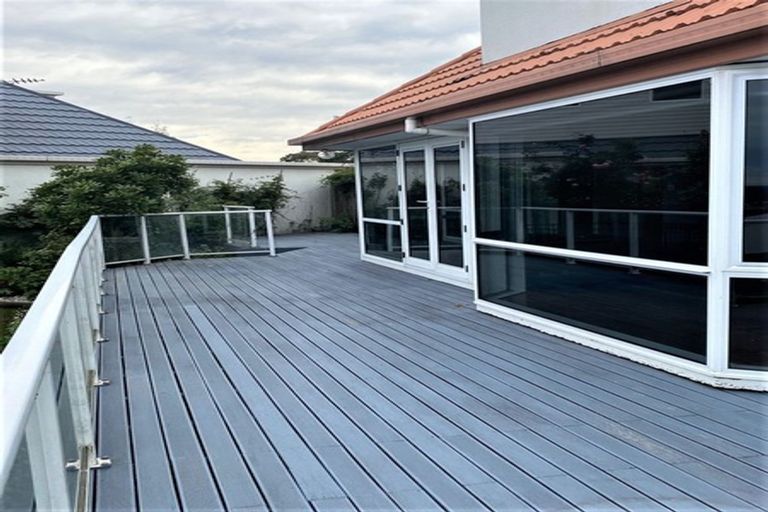 Photo of property in 112a Penruddock Rise, Westmorland, Christchurch, 8025