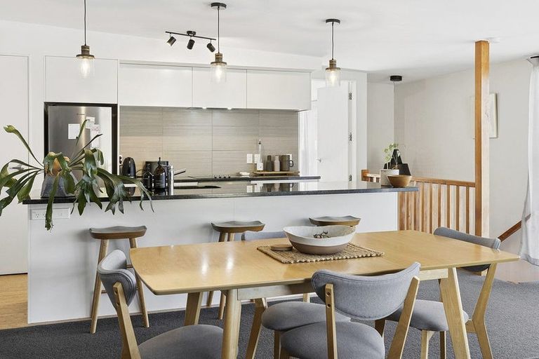 Photo of property in 3 Fore Street, Kaiwharawhara, Wellington, 6035