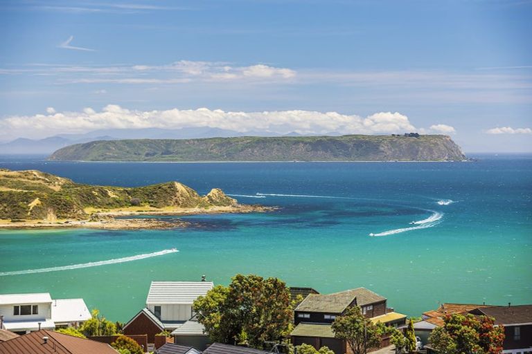 Photo of property in 9 Tregear Place, Camborne, Porirua, 5026