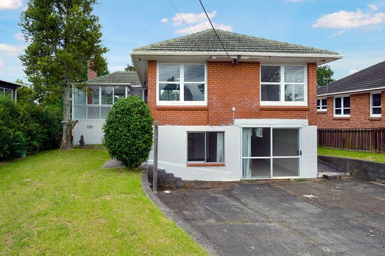 Photo of property in 41 Royal Road, Massey, Auckland, 0614