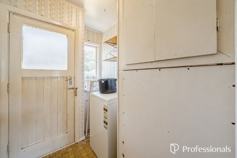 Photo of property in 12 Miles Crescent, Wainuiomata, Lower Hutt, 5014