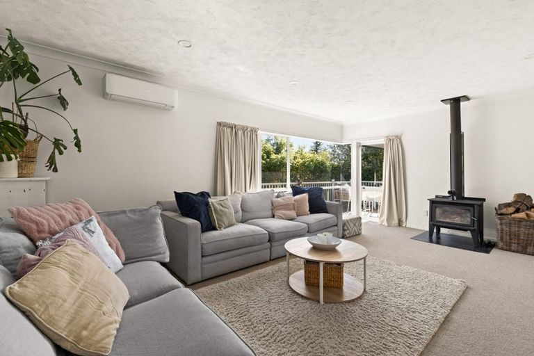 Photo of property in 31 Busby Hill, Havelock North, 4130