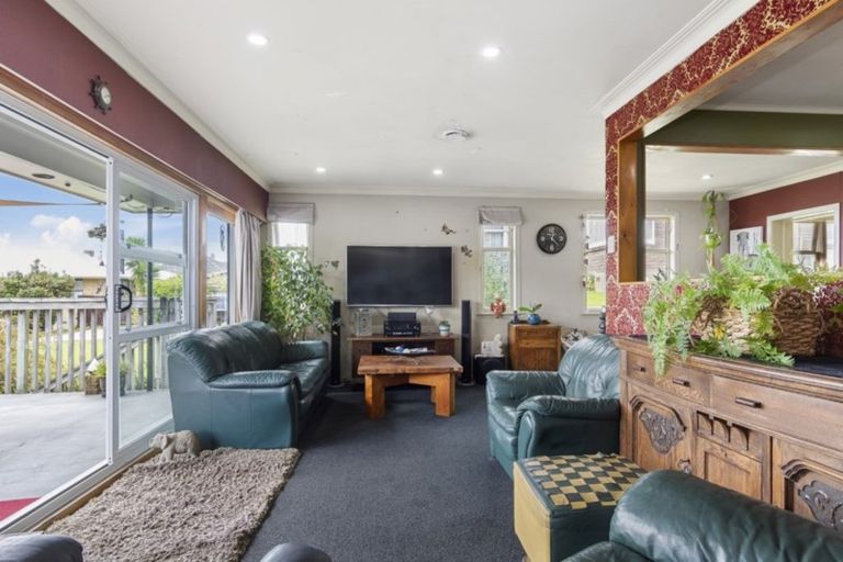Photo of property in 66 Vale Street, Otumoetai, Tauranga, 3110