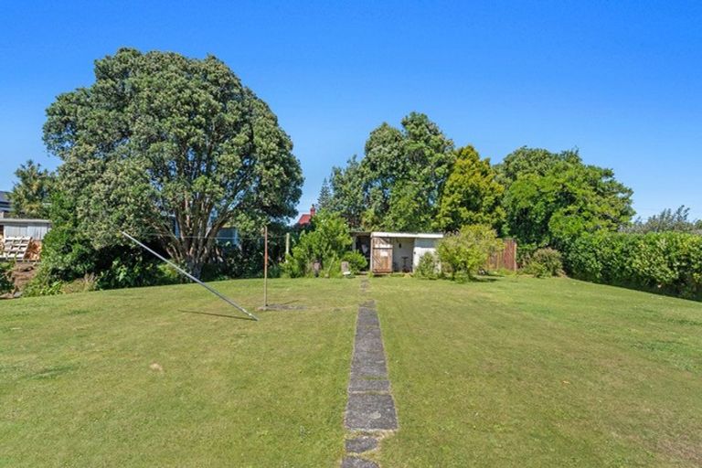 Photo of property in 62 Gisborne Terrace, Opunake, 4616