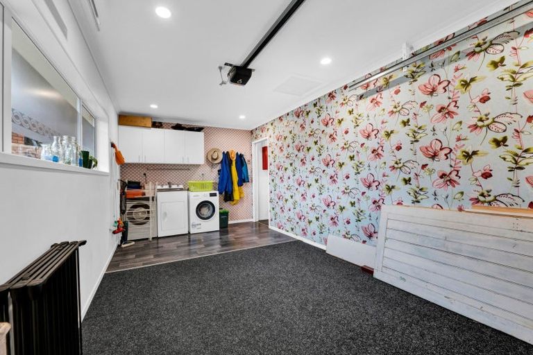 Photo of property in 2a Margaret Alice Close, Whalers Gate, New Plymouth, 4310