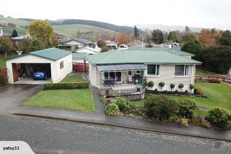 Photo of property in 19 Walker Street, East Gore, Gore, 9710