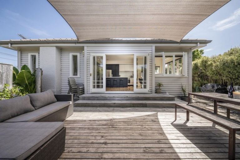 Photo of property in 45 Alfred Street, Fairfield, Hamilton, 3214