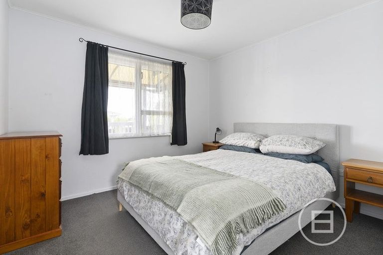 Photo of property in 260 Hepburn Road, Glendene, Auckland, 0602