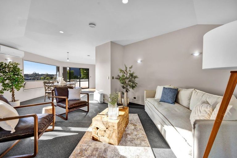 Photo of property in 23 Maratahu Street, Westown, New Plymouth, 4310