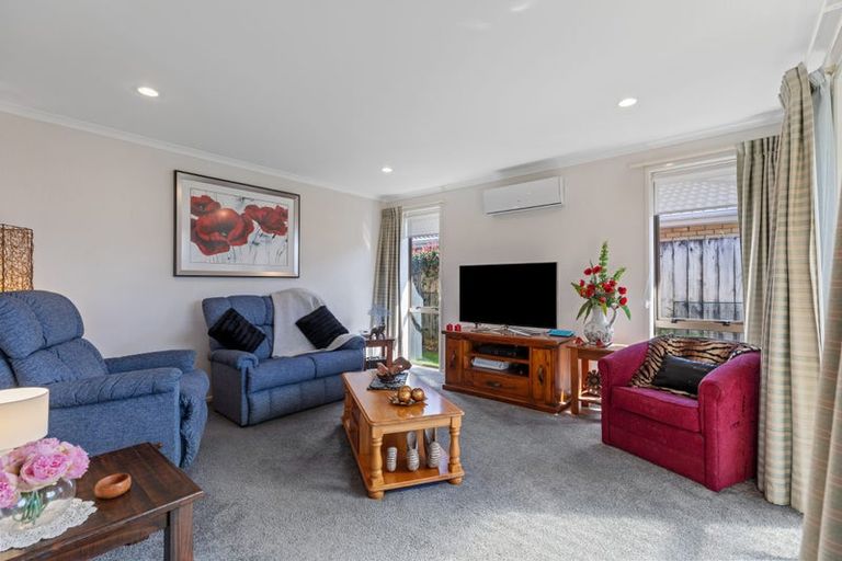 Photo of property in 20 Beachmere Place, Papamoa Beach, Papamoa, 3118