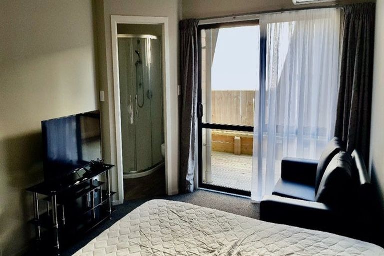 Photo of property in 5/29 Seddon Road, Frankton, Hamilton, 3204