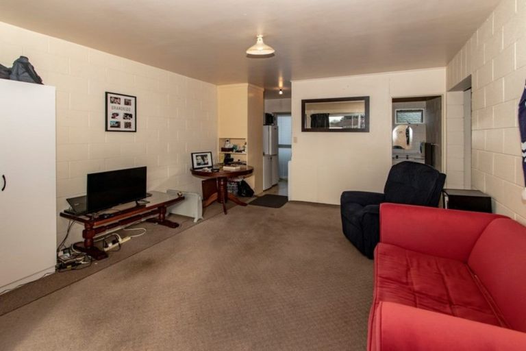 Photo of property in Marewa Lodge Apartments, 14/44 Taradale Road, Marewa, Napier, 4110