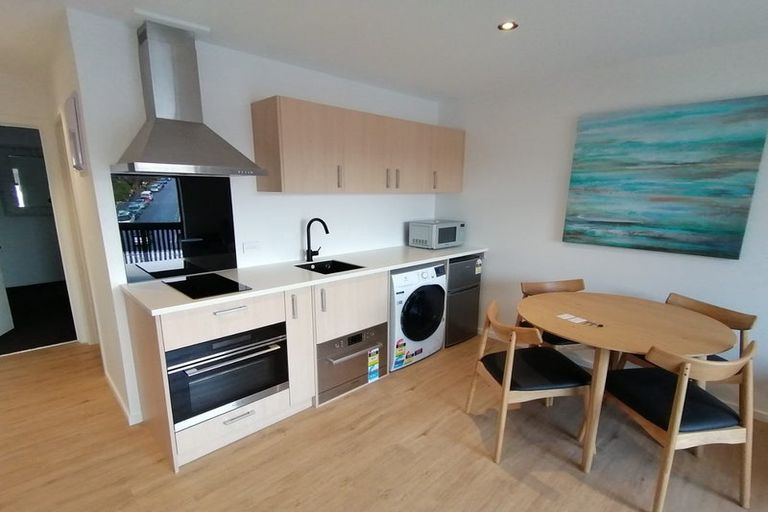 Photo of property in The Alex Apartments, 21/135b Hallenstein Street, Queenstown, 9300