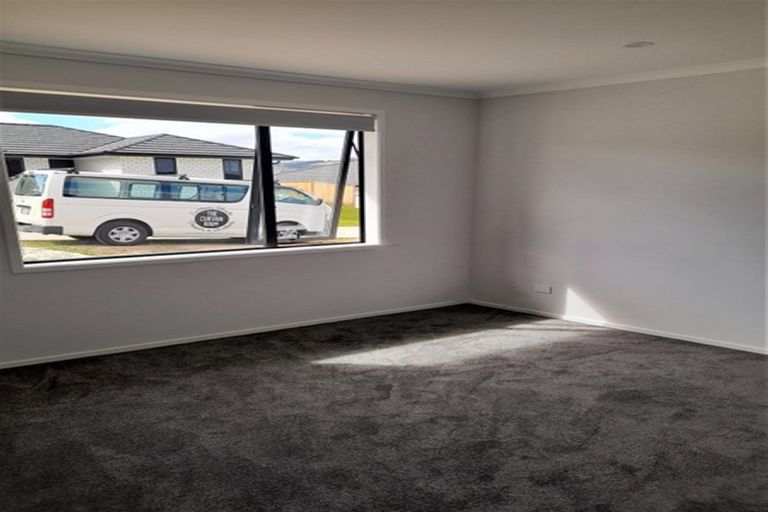 Photo of property in 14 Peacock Place, Pokeno, 2402