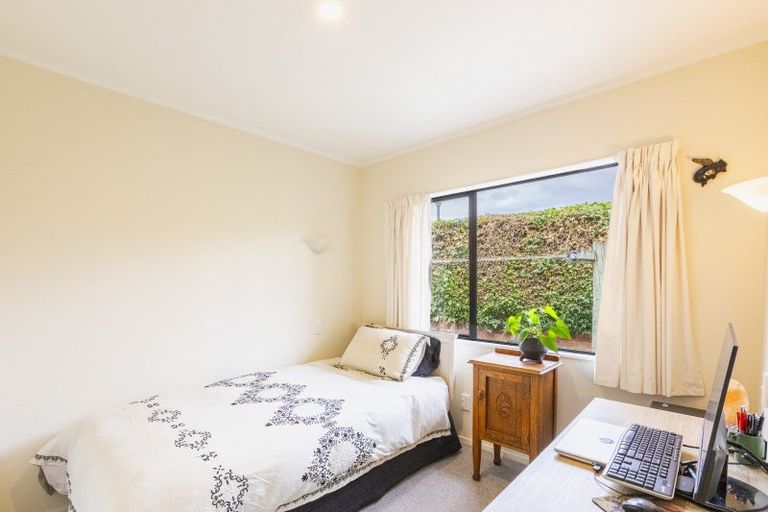 Photo of property in 2/25 Margaret Avenue, Havelock North, 4130