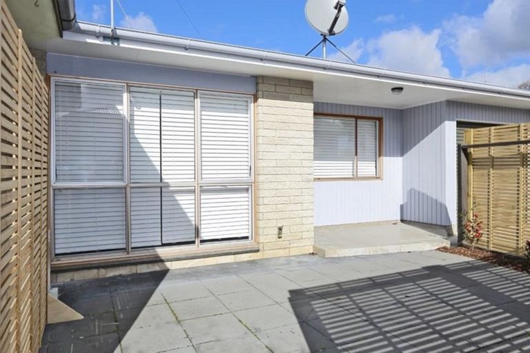 Photo of property in 4/508 Avenue Road East, Hastings, 4122