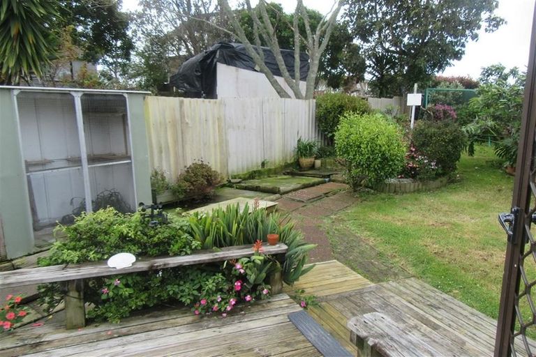 Photo of property in 35 Elliott Avenue, Bayview, Auckland, 0629