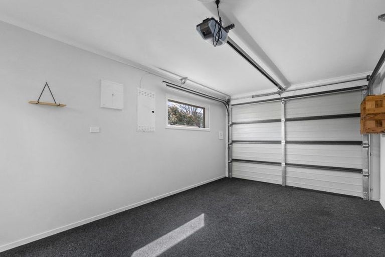 Photo of property in 2/52 Cook Street, Hamilton East, Hamilton, 3216