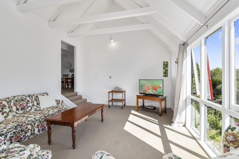 Photo of property in 11 Haast Close, Kelson, Lower Hutt, 5010