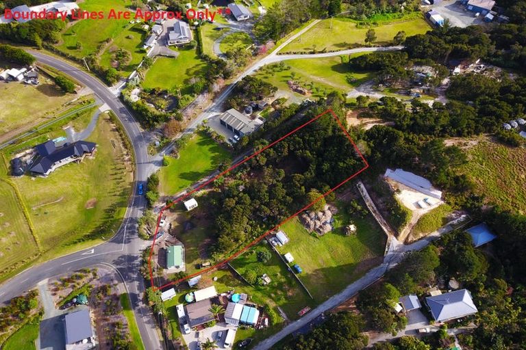 Photo of property in 119 Cable Bay Block Road, Cable Bay, 0420