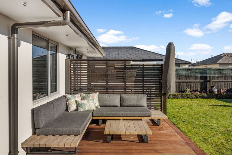 Photo of property in 16 Carpenter Drive, Prebbleton, 7604