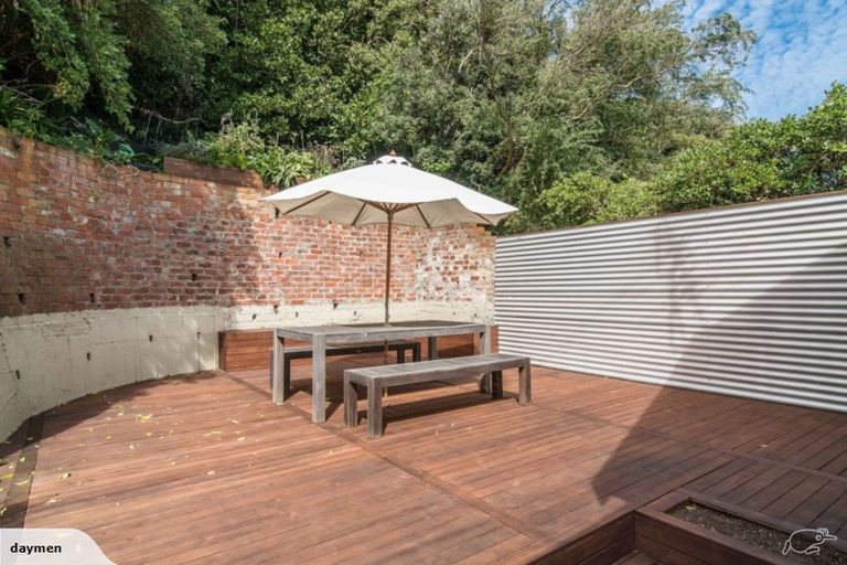 Photo of property in 74 Para Street, Miramar, Wellington, 6022