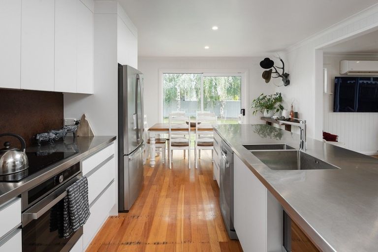 Photo of property in 2 Wilson Street, Seddon, 7210