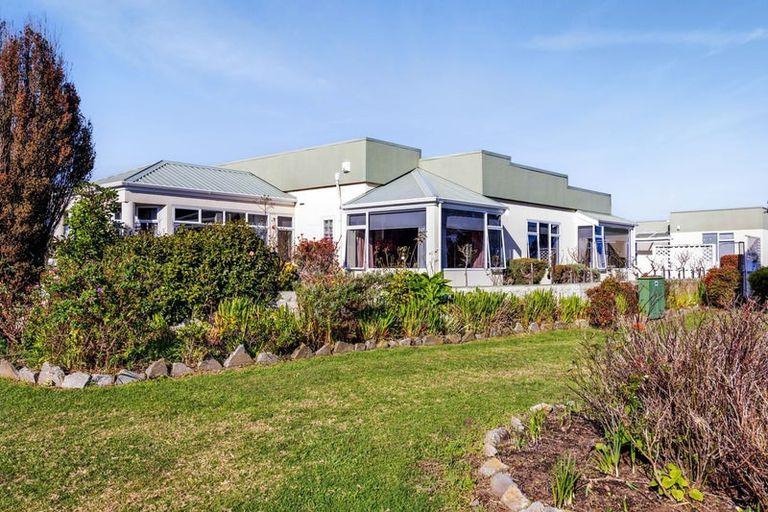 Photo of property in 74 South Road, Manaia, 4612