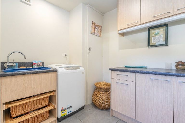 Photo of property in 13 Parkland Place, Whitianga, 3510