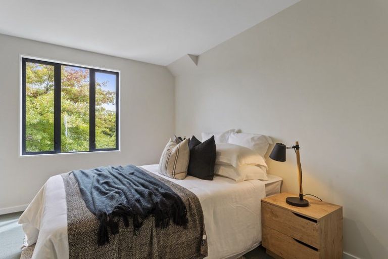 Photo of property in 3 Oakford Close, Riccarton, Christchurch, 8011