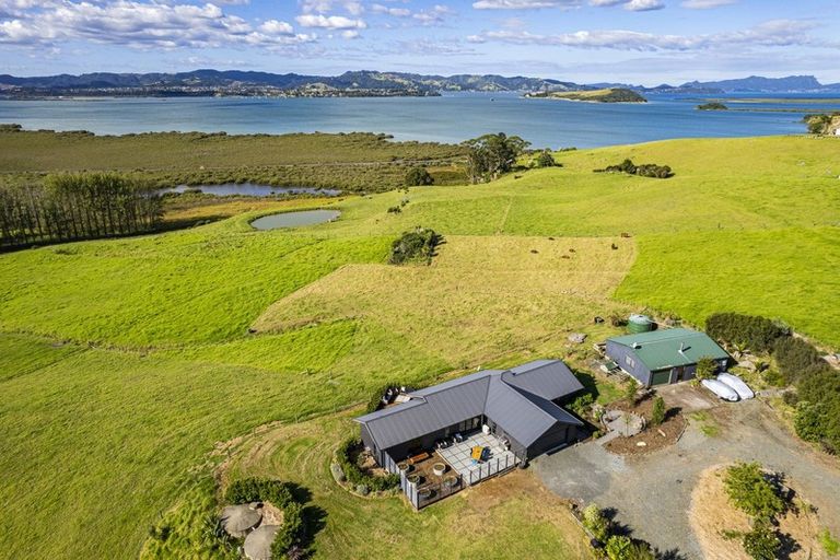 Photo of property in 49 Atkins Road, Portland, Whangarei, 0178