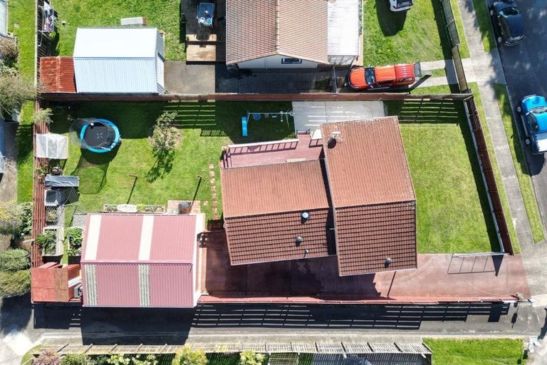 Photo of property in 20 Tawhara Place, Edgecumbe, 3120