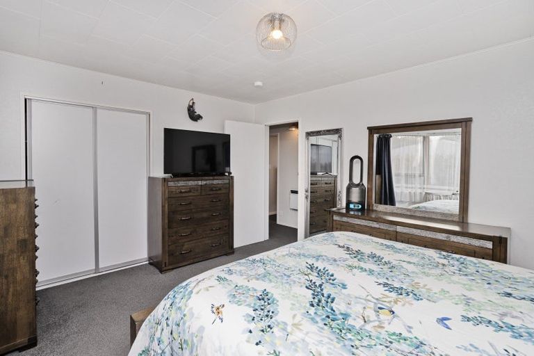 Photo of property in 66 Gloucester Street, Waikiwi, Invercargill, 9810