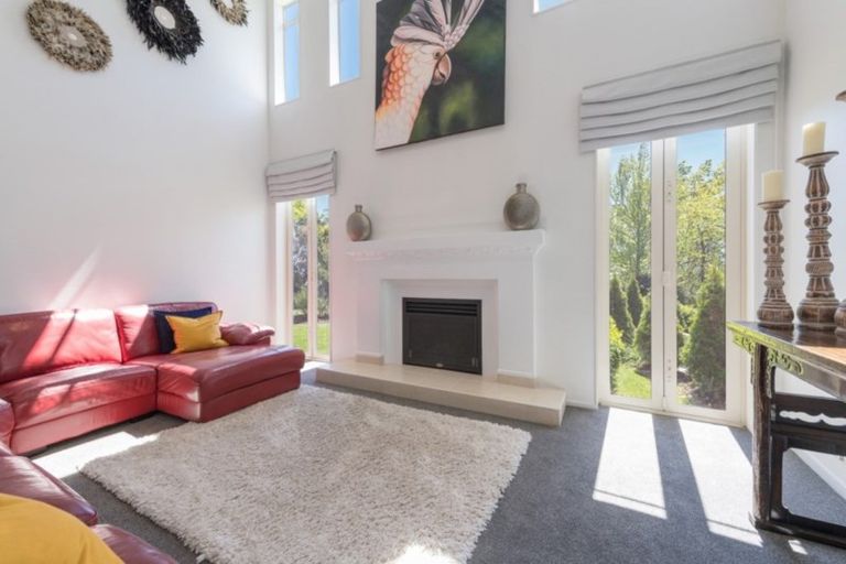 Photo of property in 10 Angelus Avenue, Richmond, 7020