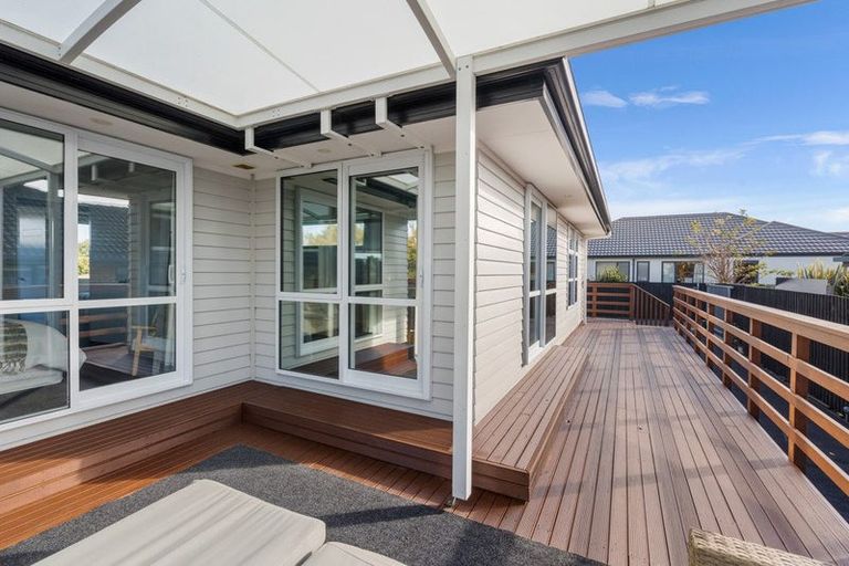 Photo of property in 10 Brightstone Crescent, Aranui, Christchurch, 8061