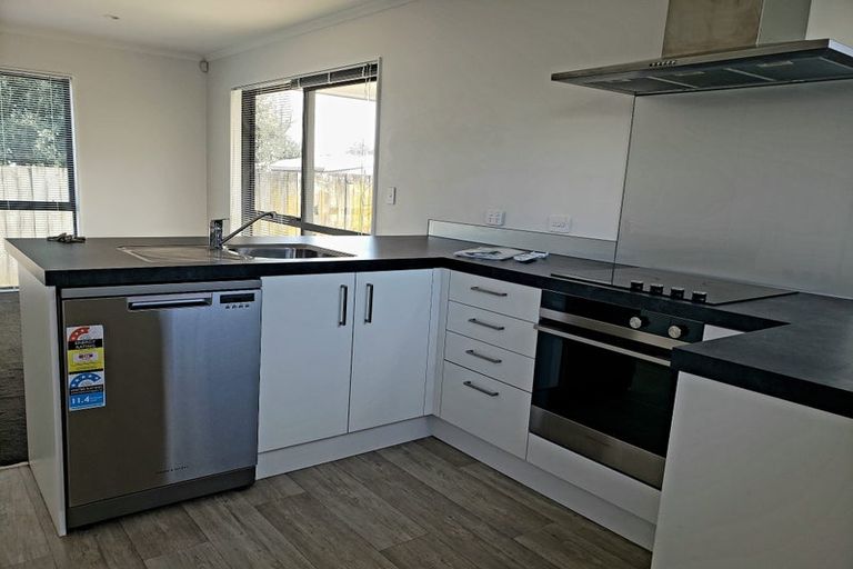 Photo of property in 19 Penion Drive, Flat Bush, Auckland, 2023