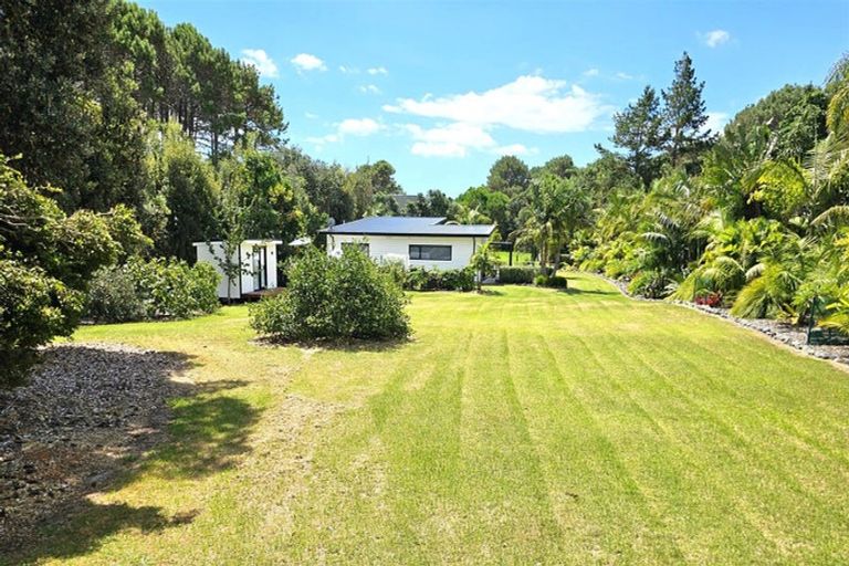 Photo of property in 807 Matarangi Drive, Matarangi, Whitianga, 3592