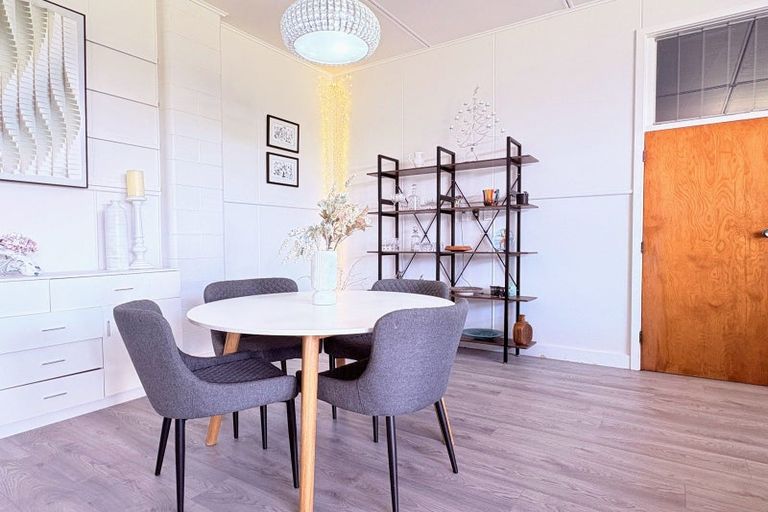 Photo of property in 8 Marine Parade, Wairoa, 4108