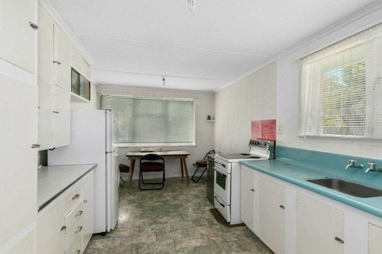 Photo of property in 286 Oxford Terrace, Avalon, Lower Hutt, 5011