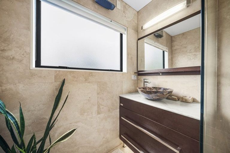 Photo of property in 195a Browns Bay Road, Browns Bay, Auckland, 0630