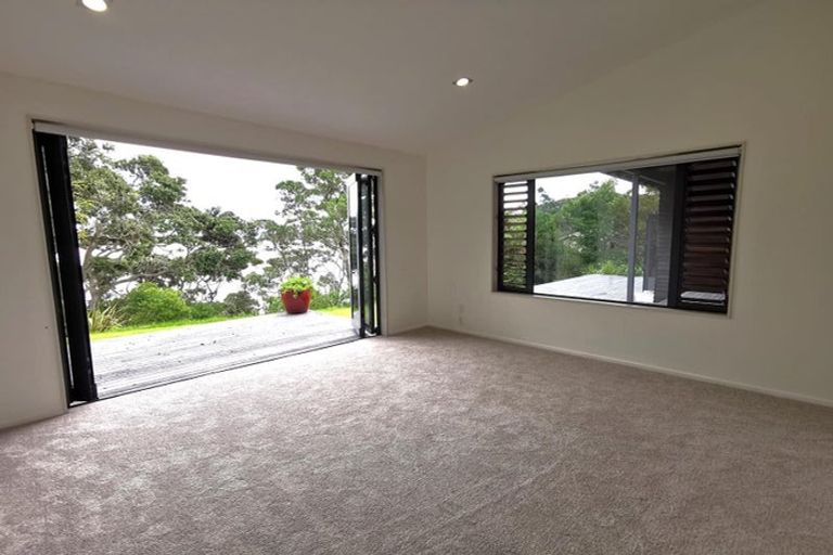Photo of property in 68 Rame Road, Greenhithe, Auckland, 0632