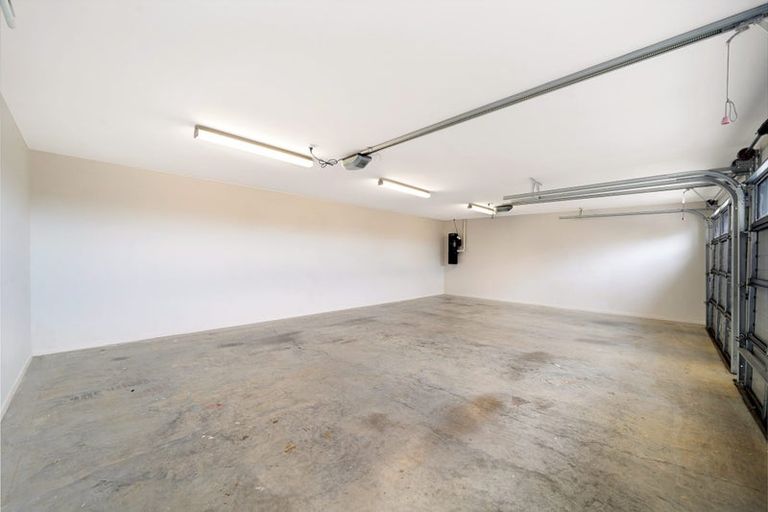 Photo of property in 55 Platinum Rise, Ranui, Auckland, 0612