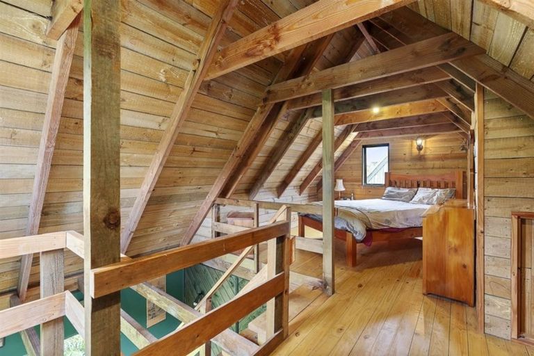 Photo of property in 2 Sea Vista Drive, Pukerua Bay, 5026