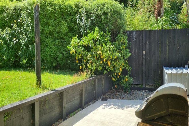 Photo of property in 22 Tombleson Road, Lake Rotoma, Rotorua, 3074