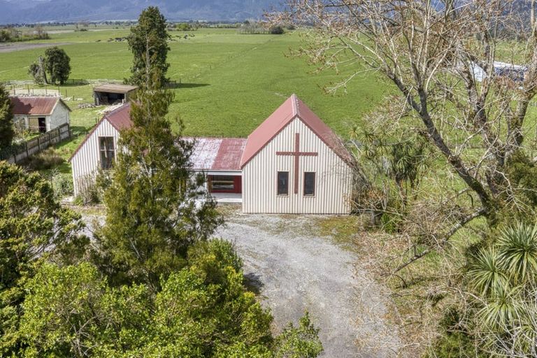 Photo of property in 86 Wanganui Flat Road, Harihari, 7884