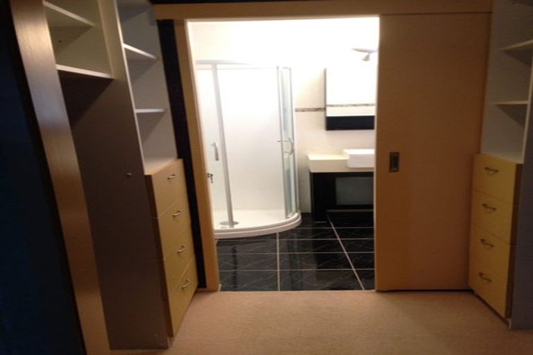 Photo of property in 20 Britannia Place, Half Moon Bay, Auckland, 2012